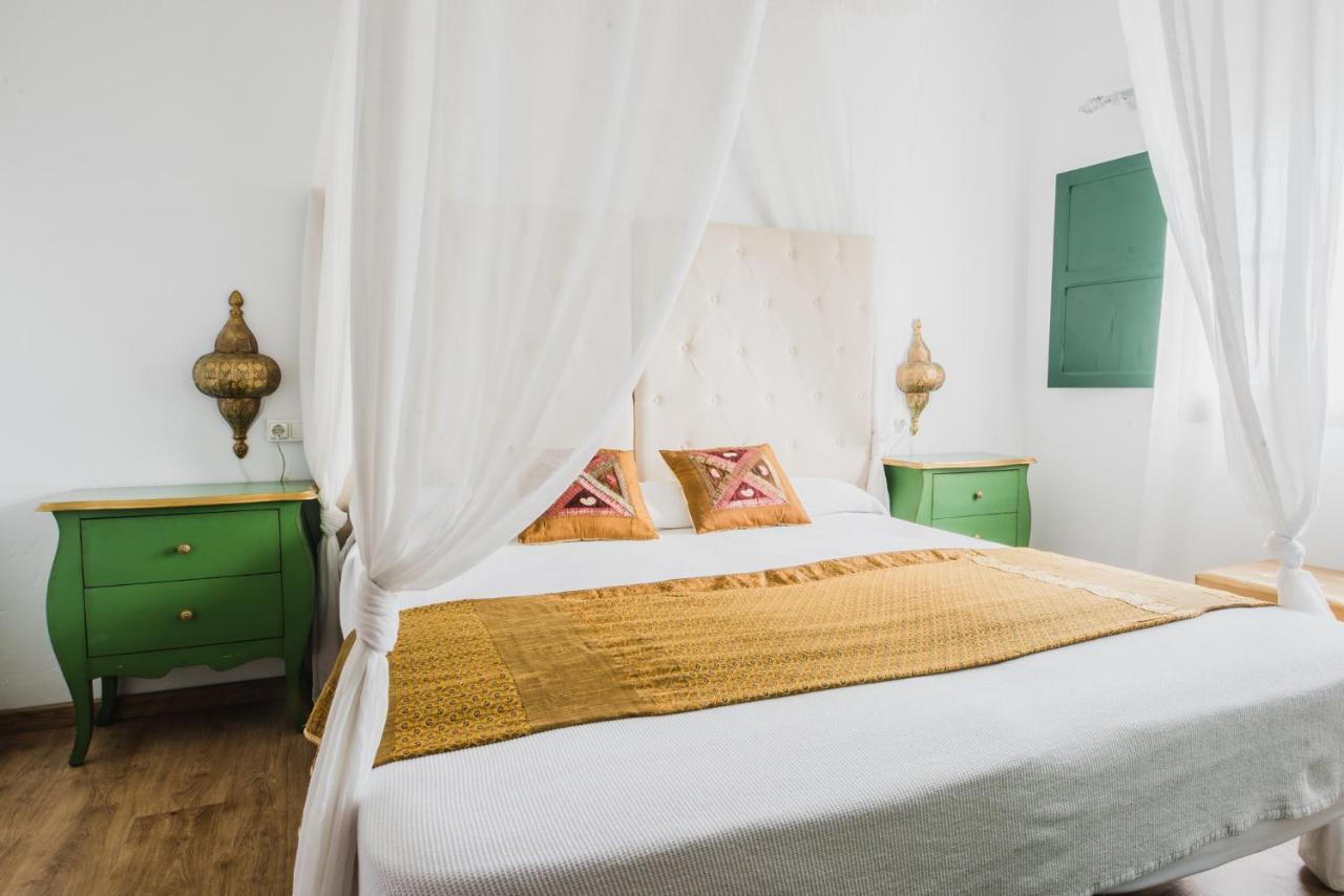 Buenavista & Suites Santa Eularia des Riu Eksteriør billede